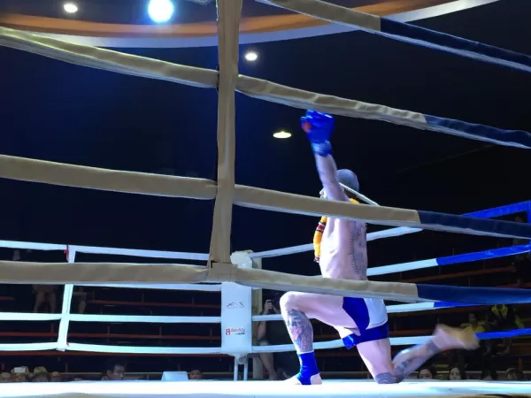 Performing the Wai Khru before the fight