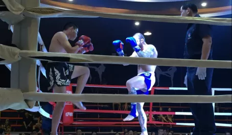 Muay Thai fight at Chiang Mai Boxing Stadium