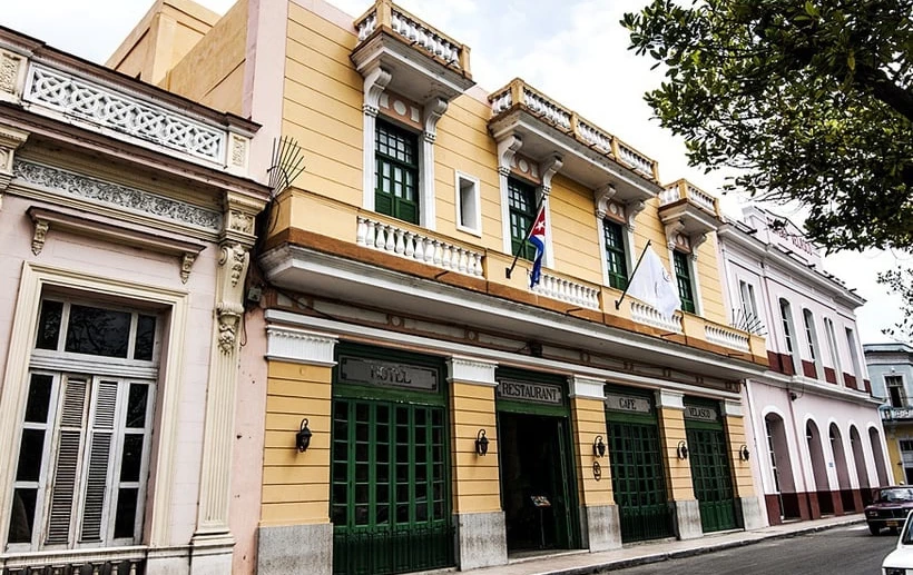 External View of the Hotel Encanto Velasco