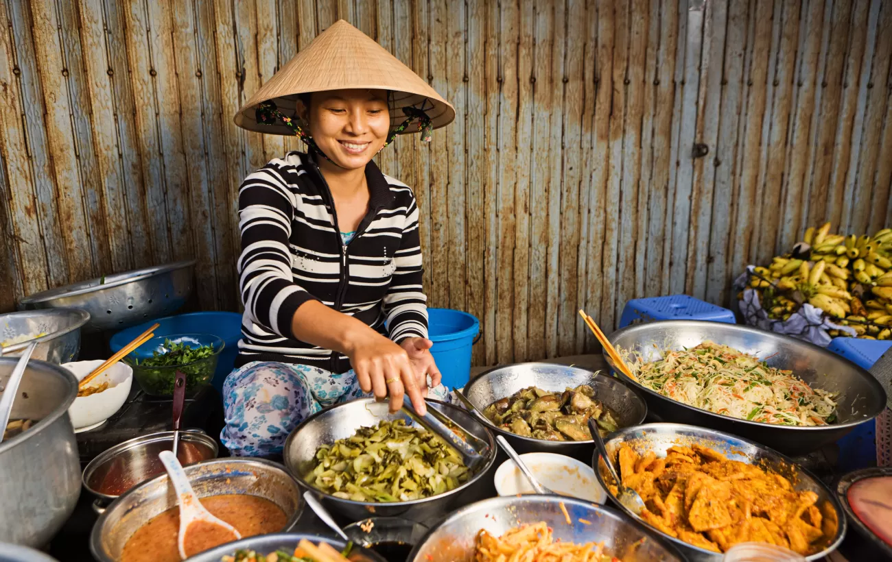 Food vendor in Vietnam