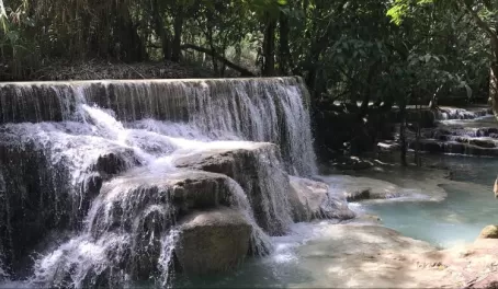 Kuang Si waterfalls