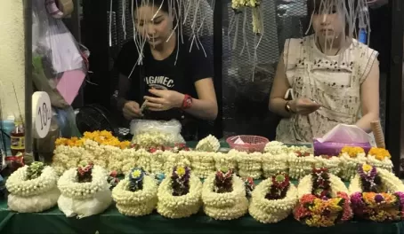 24-hour flower market