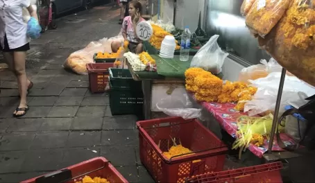 We visited the 24-hour flower market