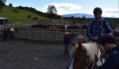 Torres del Paine - Epic Las Torres Trek & Horseback Ride