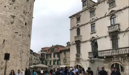 A group on a city tour of Split