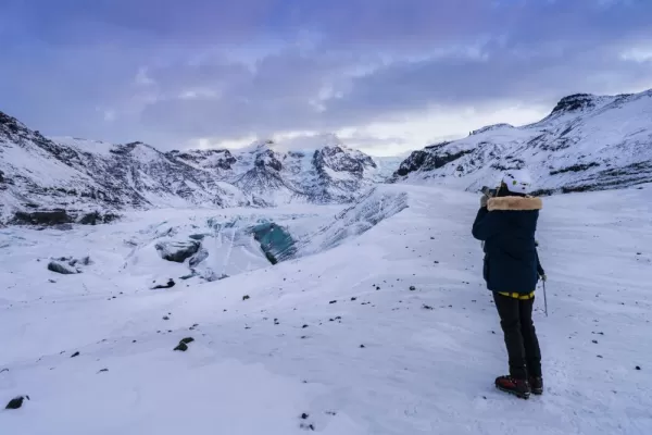 Glacier hike during Icelandic winter