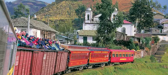 Train passing through Riobamba