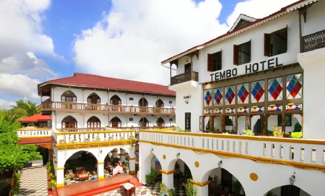 Tembo House Hotel & Apartments
