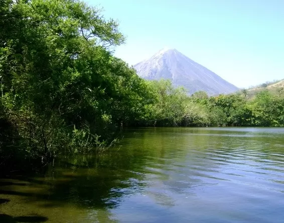 Charco Verde lagoon