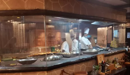 Many restaurants would cook in front of you