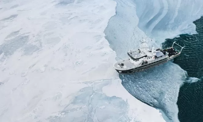 MV Kinfish at ice edge