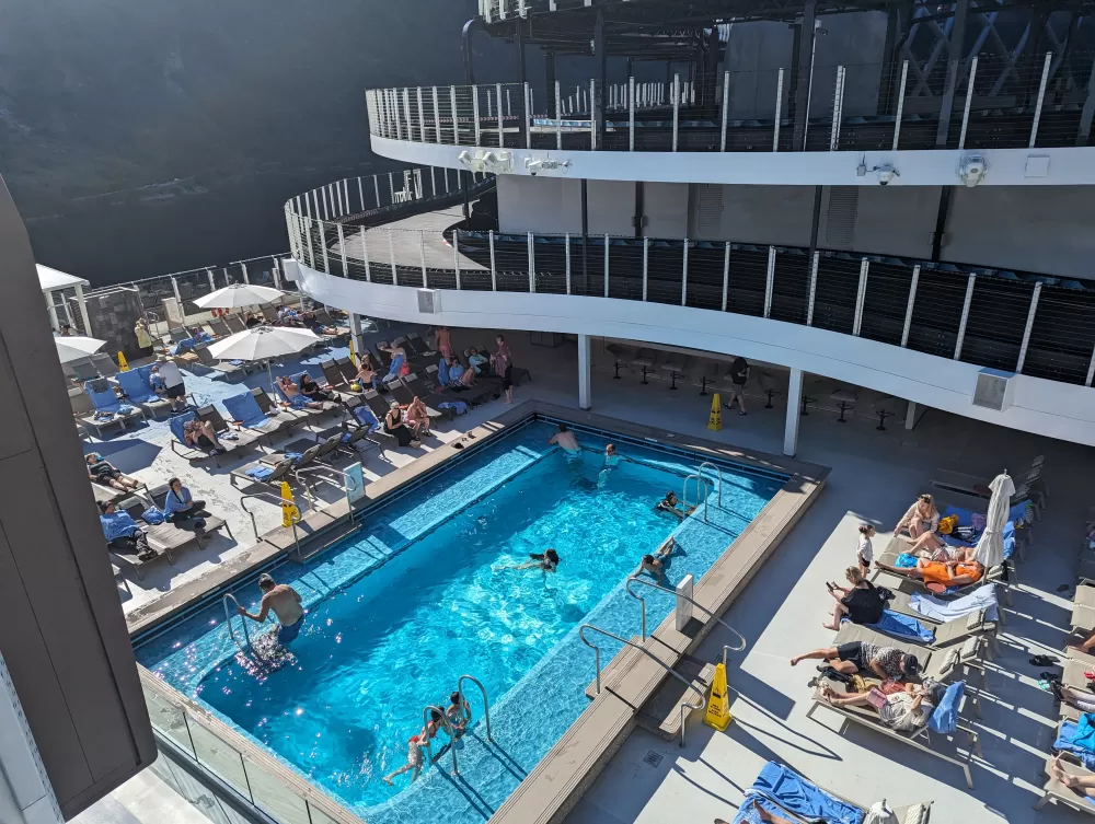 Pool Deck Norwegian Prima