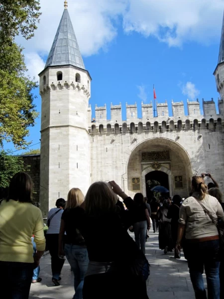 Entrance to the Topkapi Palace Museum