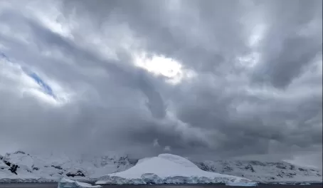Amazing Lighting in Antarctica