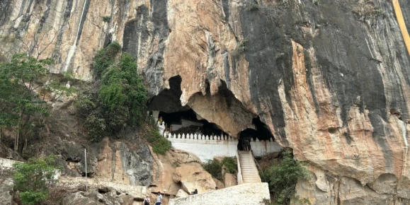 Pak Ou Caves