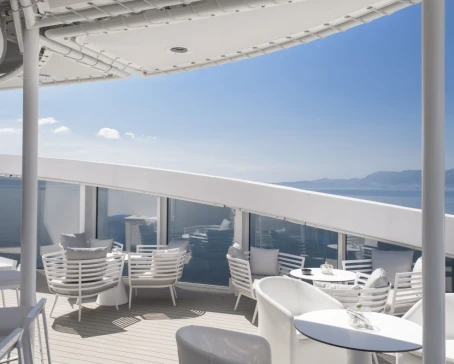 Exterior Bar