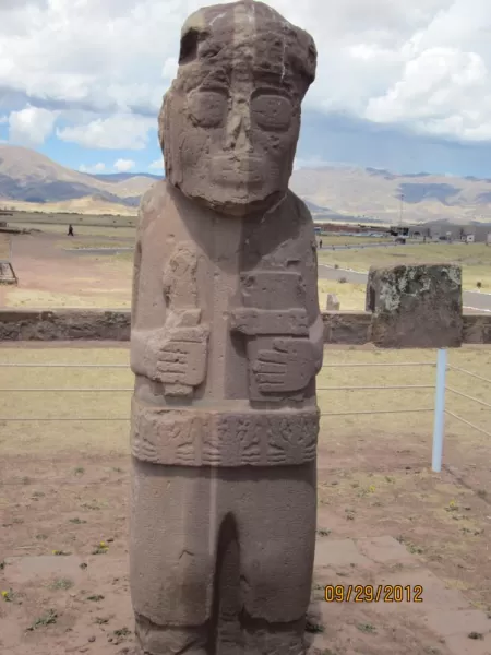 Bolivian statue
