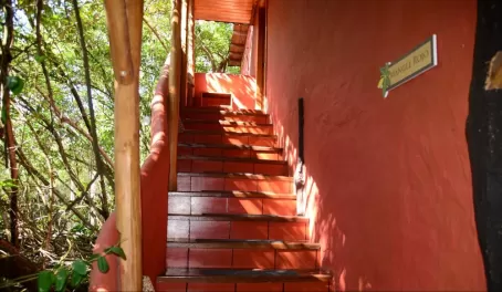 Red Mangrove Resort, Santa Cruz Island