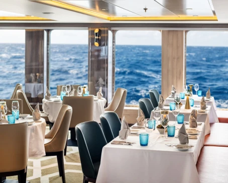 World Voyager  Restaurant