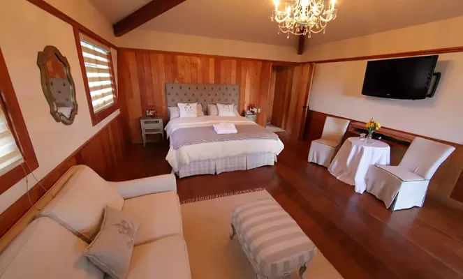 Stay in style and comfort at the Finca Lerida.