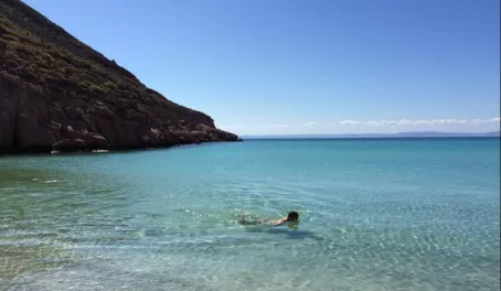 Matt swimming at Espiritu Santo Island